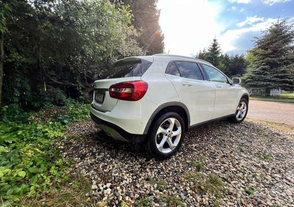 Mercedes-Benz GLA cena 89800 przebieg: 67000, rok produkcji 2017 z Łódź małe 379